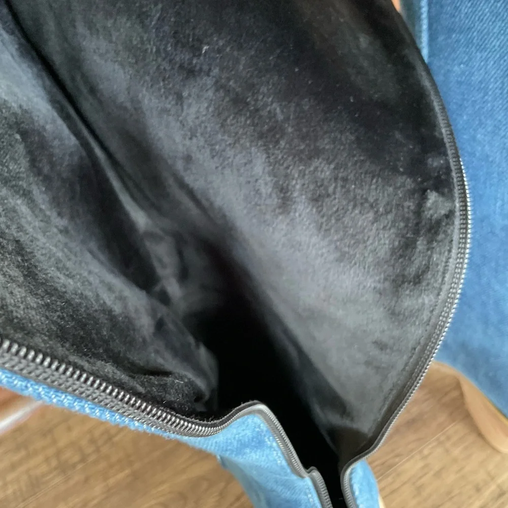 Denim boots, full back zipper, cute heels, sz 8.5/39 - Picture 4 of 8